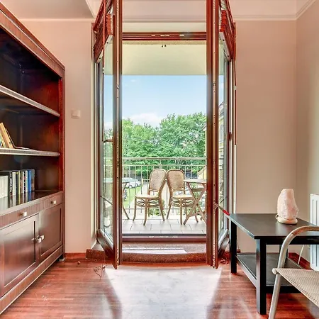 Apartament Monaco - Wyscigi